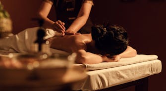 golden_palm_tree_spa_new_year_treat_full_body_massage