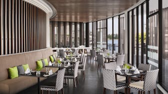 golden_palm_tree_bila-bila_restaurant