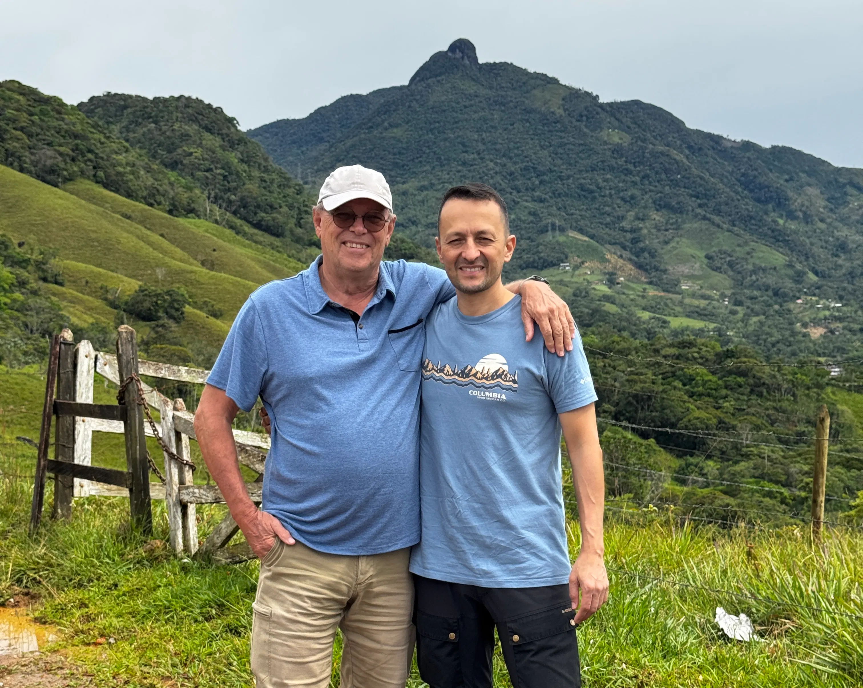 Binkie Van Es and Edgar Martínez, Silvery Refugio Natural, San Carlos, Antioquia, Colombia