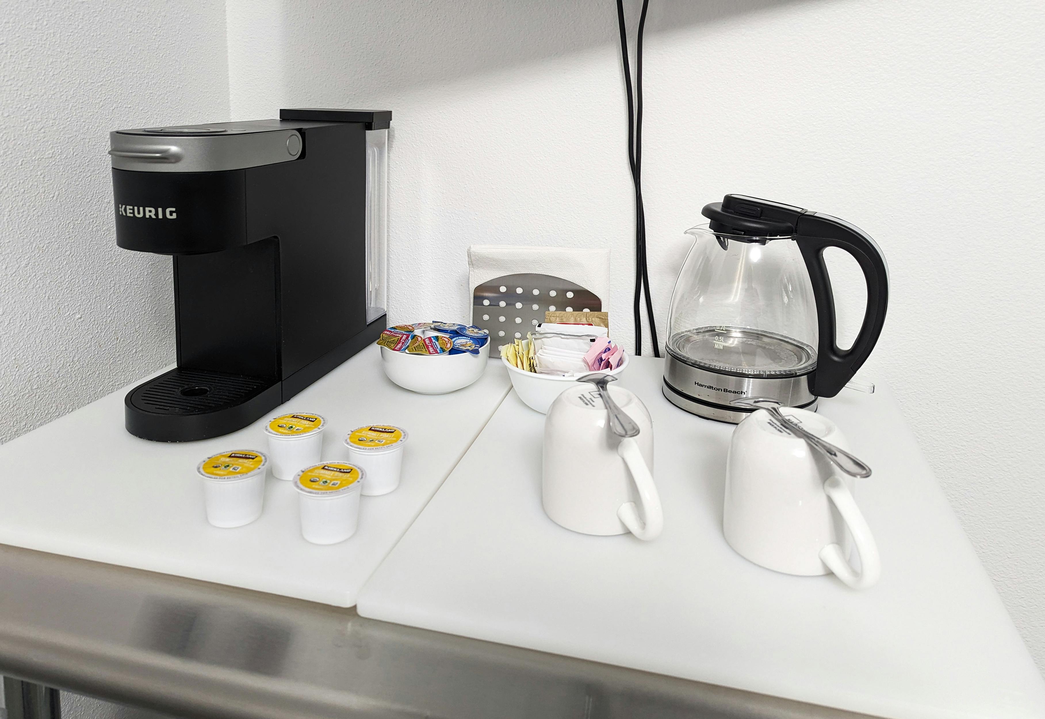 One queen bed and private bathroom in the Magpie Room at Snob Hollow Inn.