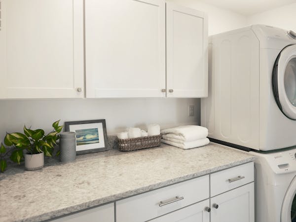 Three bedroom penthouse with one bathroom, full kitchen, and stunning views of Anchorage.