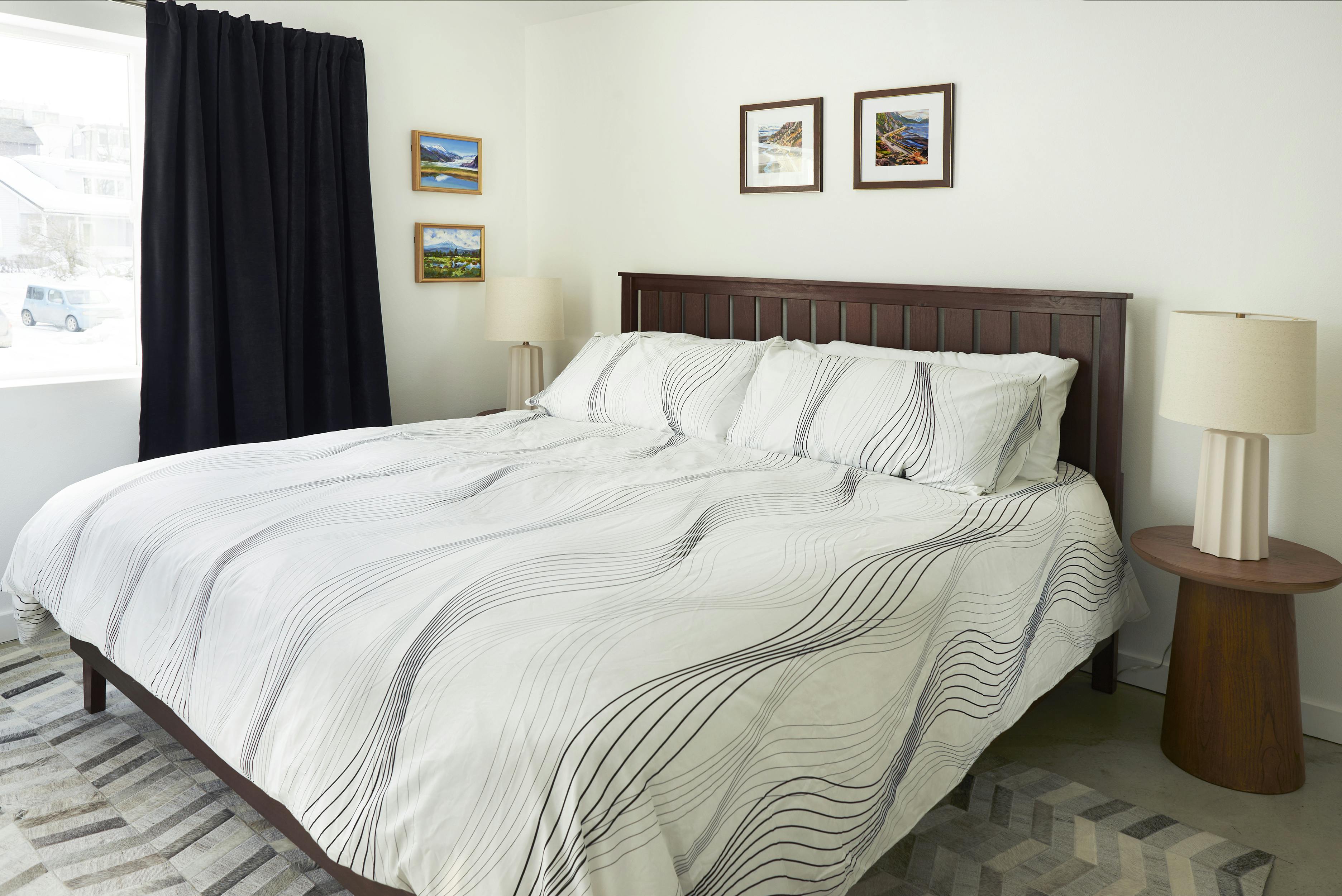 The Tikahtnu Penthouse at Snob Hollow Inn in Downtown Anchorage Alaska.