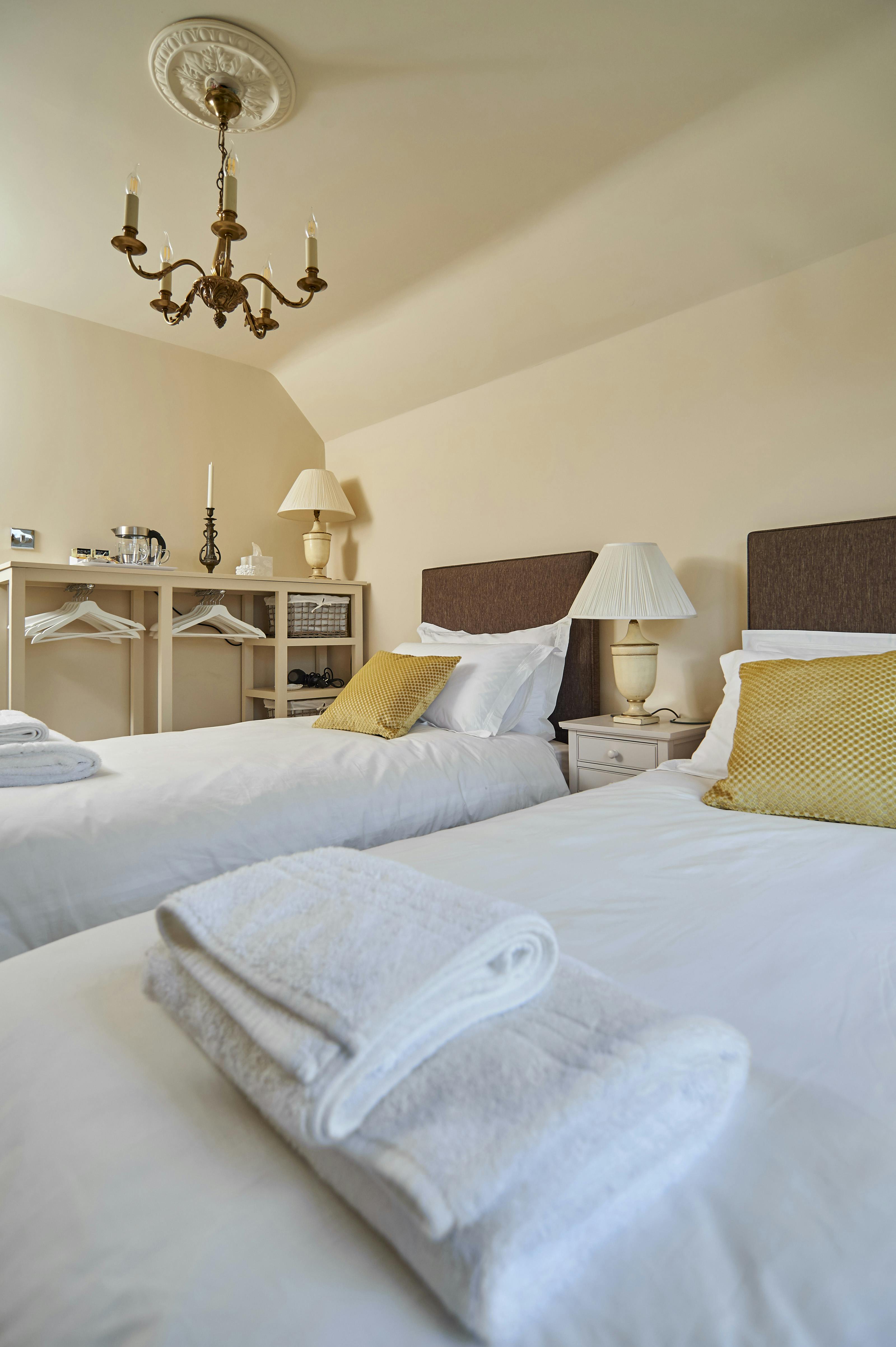 Twin Room as separate single beds