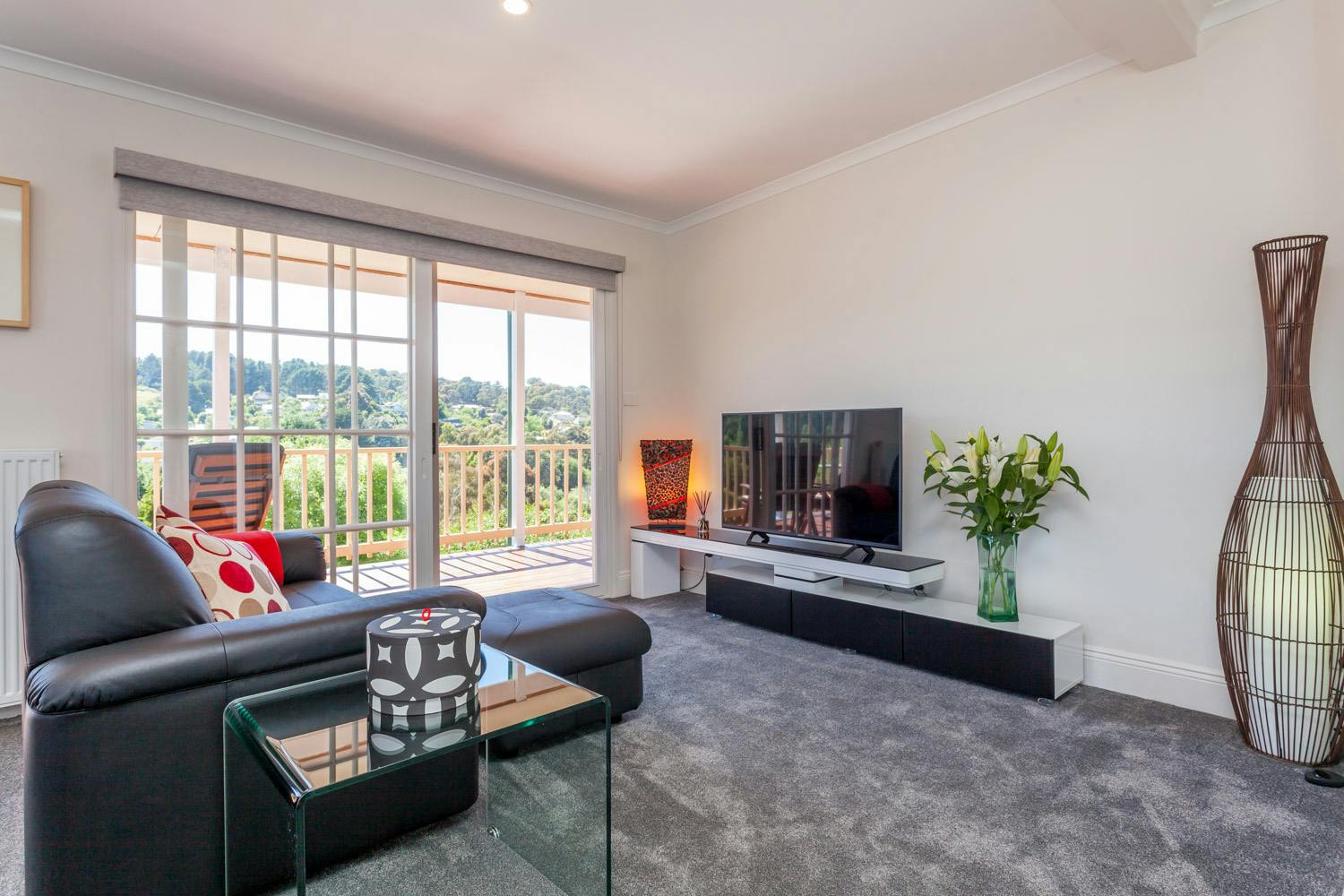 Sony Bravia flatscreen TV in Deluxe King Studio 1