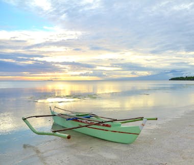solangon beach sunset by white villas resort 0.5MB
