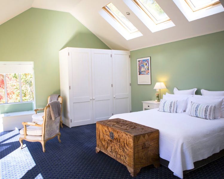 Sunny open plan bedroom - Purangi Suite, 970 Lonely Bay Lodge