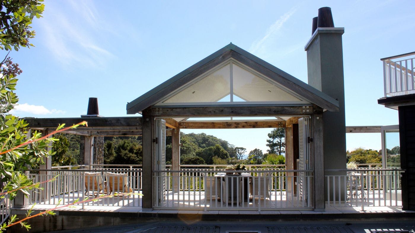 Luxury outdoor seating with view - 970 Lonely Bay Lodge