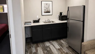 Deluxe Kitchen Suite