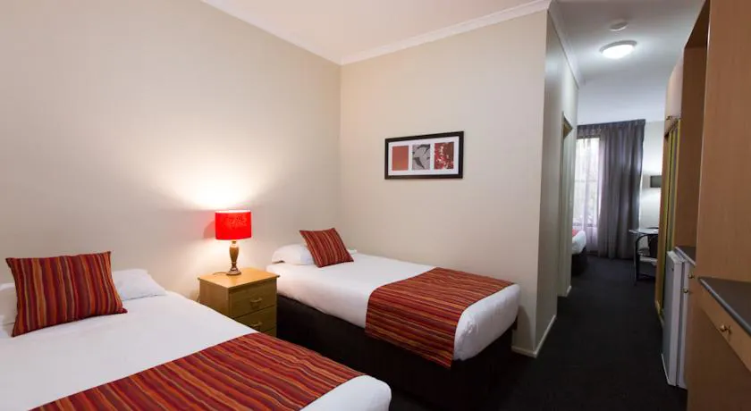 Ballarat accommodation – Standard triple