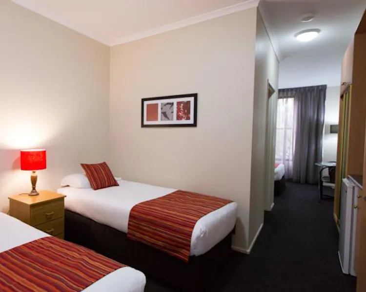 Ballarat accommodation – Standard triple