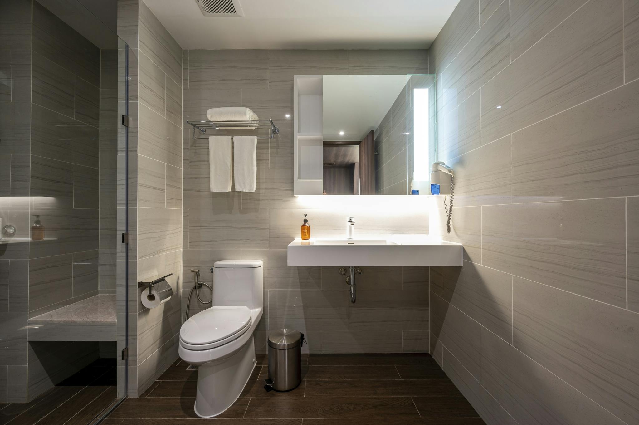 Bathroom-Amenities - VELA Dhi Nakhon Phanom