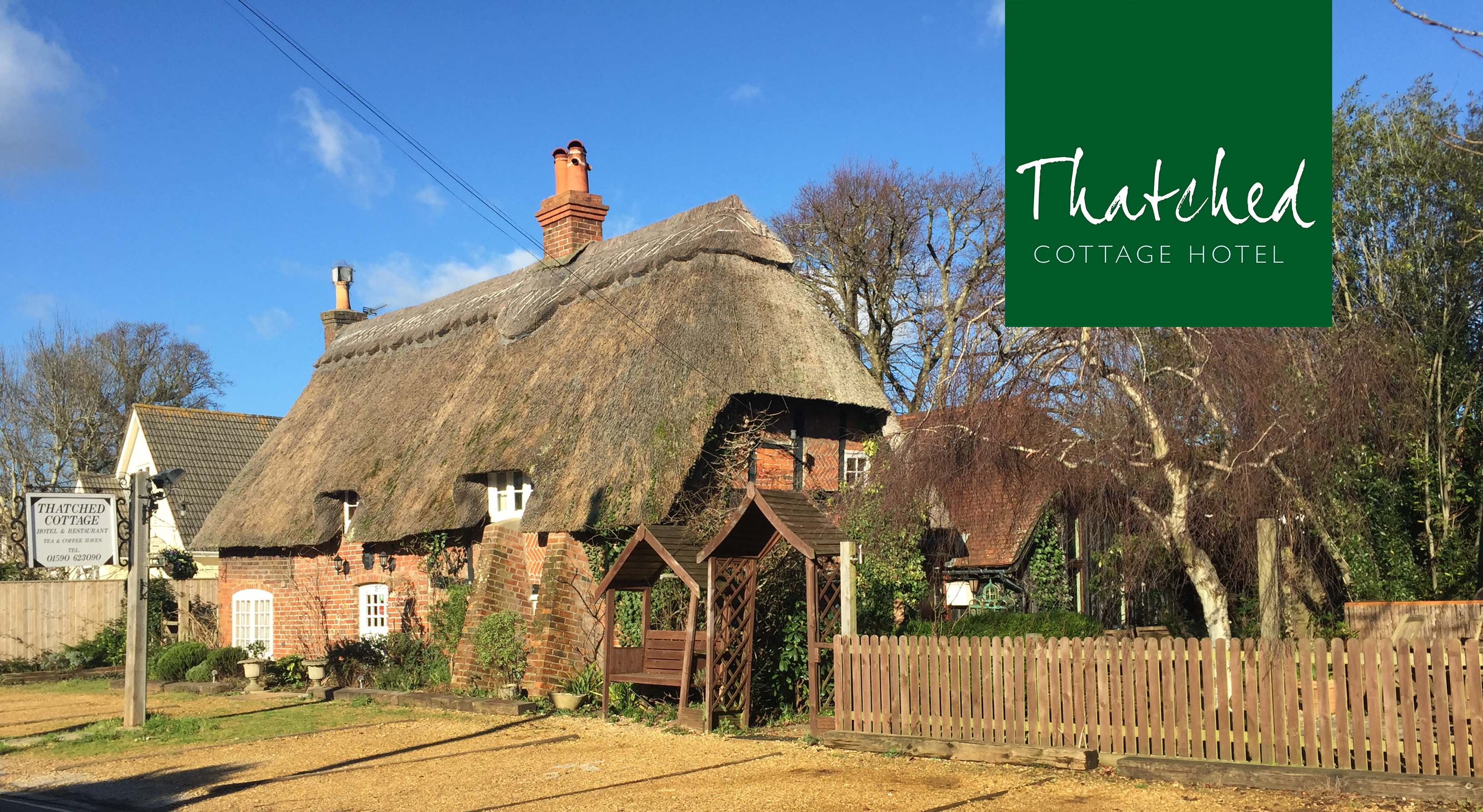Home Thatched Cottage Hotel