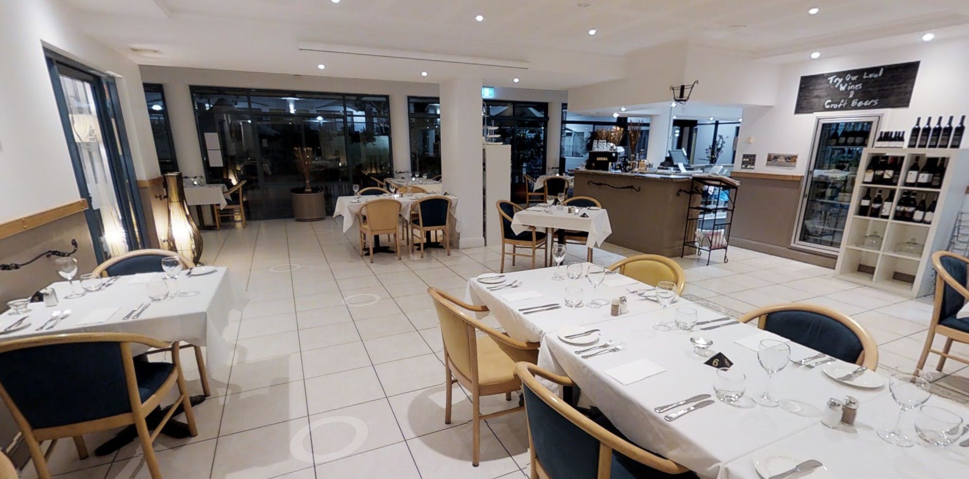 The Rocks Restaurant & Bar, Onsite Restaurant