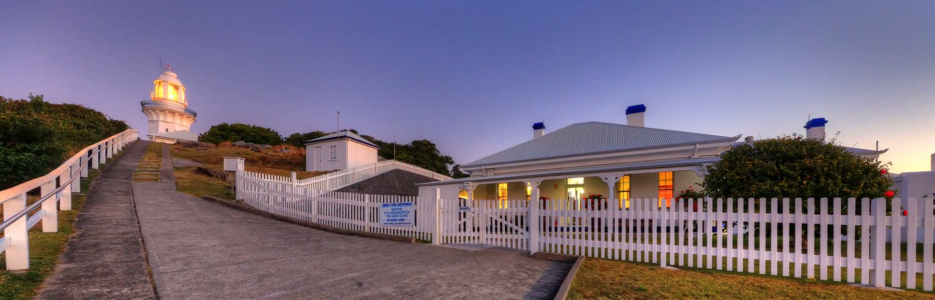 Smoky Cape Lighthouse & Cottages, South West Rocks