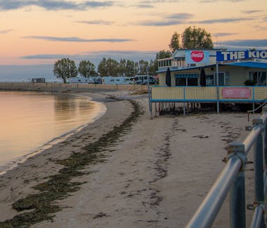 Yorke Peninsula accommodation, Port Vincent accommodation, Port Vincent Cabinss