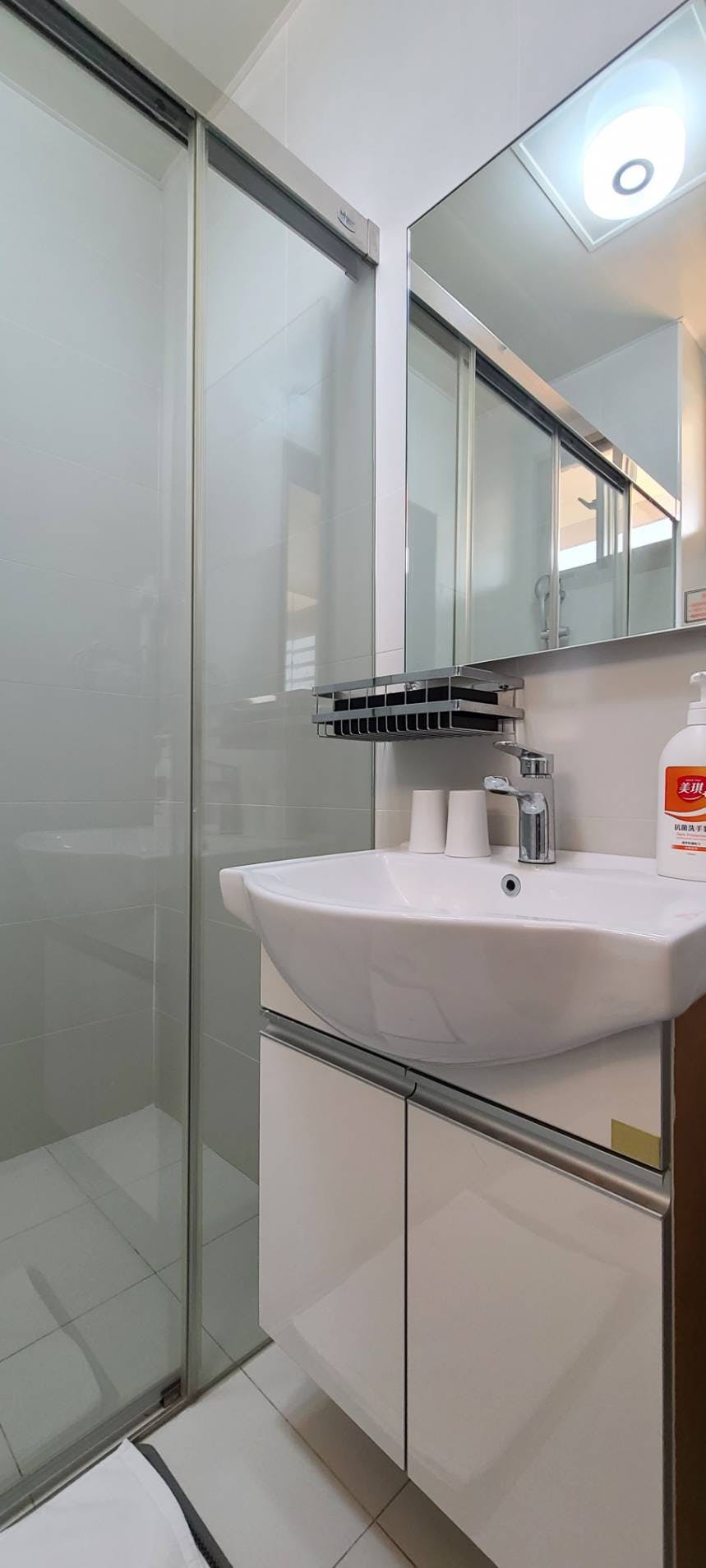 三人一大一小跟三小