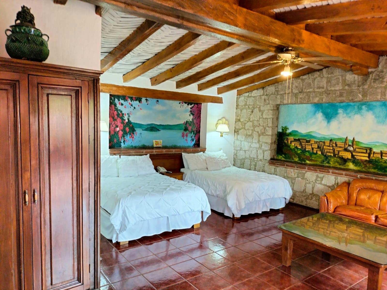 Estándar 2 camas matrimoniales