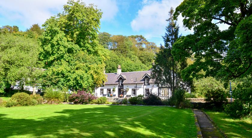 The Lagg Inn 1791 in Isle of Arran