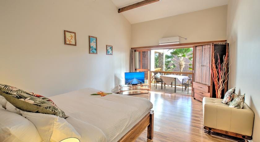 beachfront boutique hotel coral coast fiji private villa garden view bath romantic escape