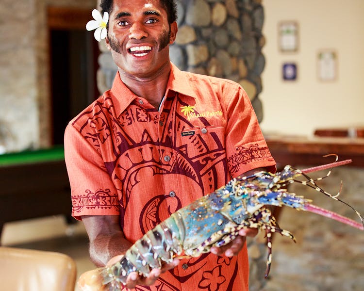 beachfront boutique hotel coral coast fiji fine dining lobster fresh seafood staff