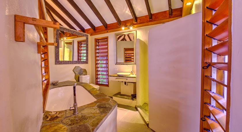 beachfront boutique hotel coral coast fiji private villa ocean view bath 2 person romantic escape