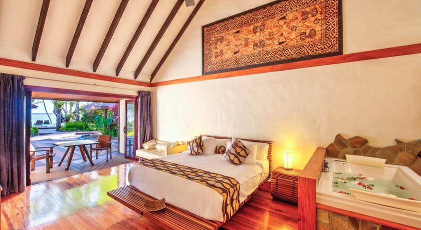 beachfront boutique hotel coral coast fiji private villa ocean view bath 2 person romantic escape