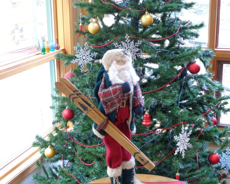 Santa always brings his ski's to Canmore_Banff