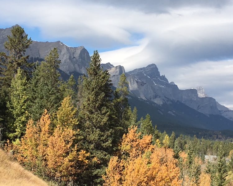 Stunning Rocky Mountain views in Canmore, Alberta near Ballyrock Home