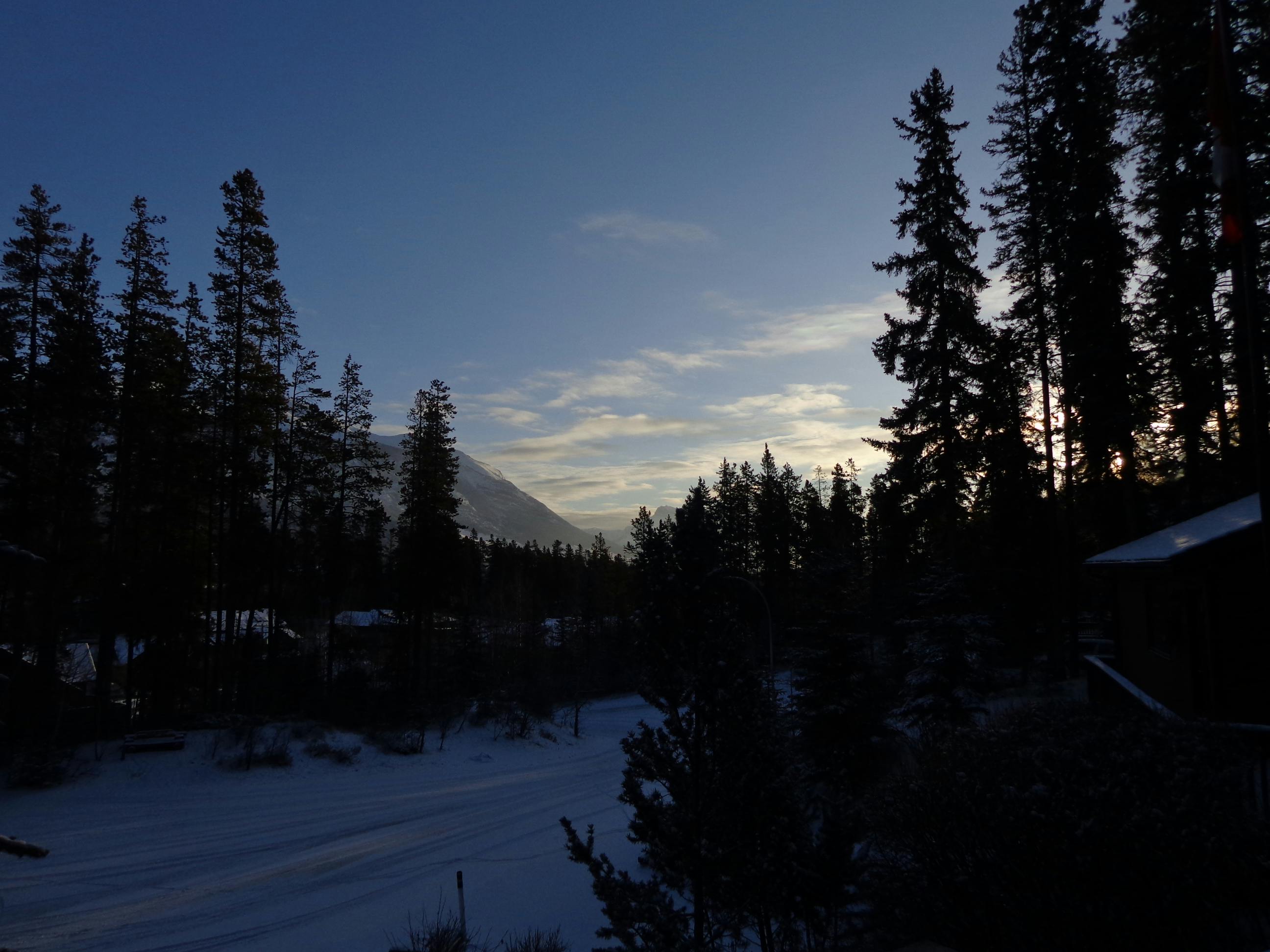 Another blue sky day begins at Ballyrock Home.