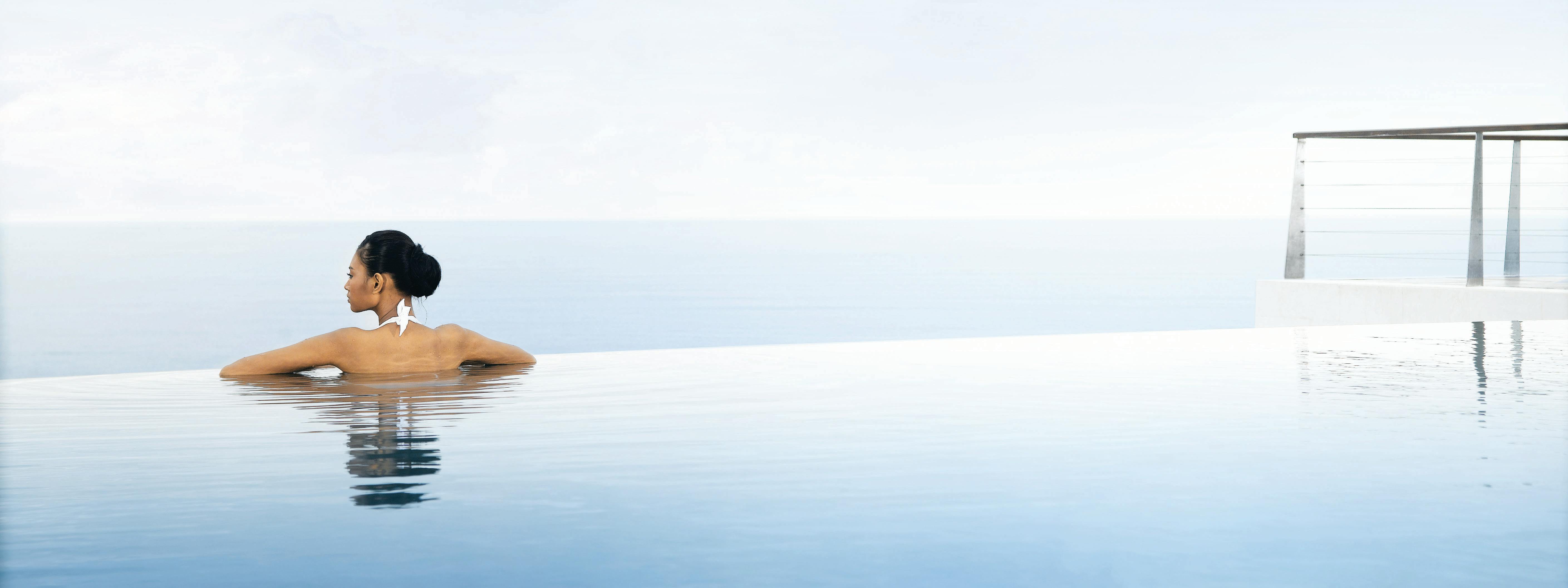 Life on The edge - The edge Luxury Villa Resort, Uluwatu Bali