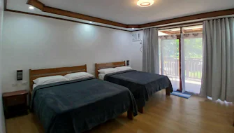 Cabana 1 - 2 Queen Beds