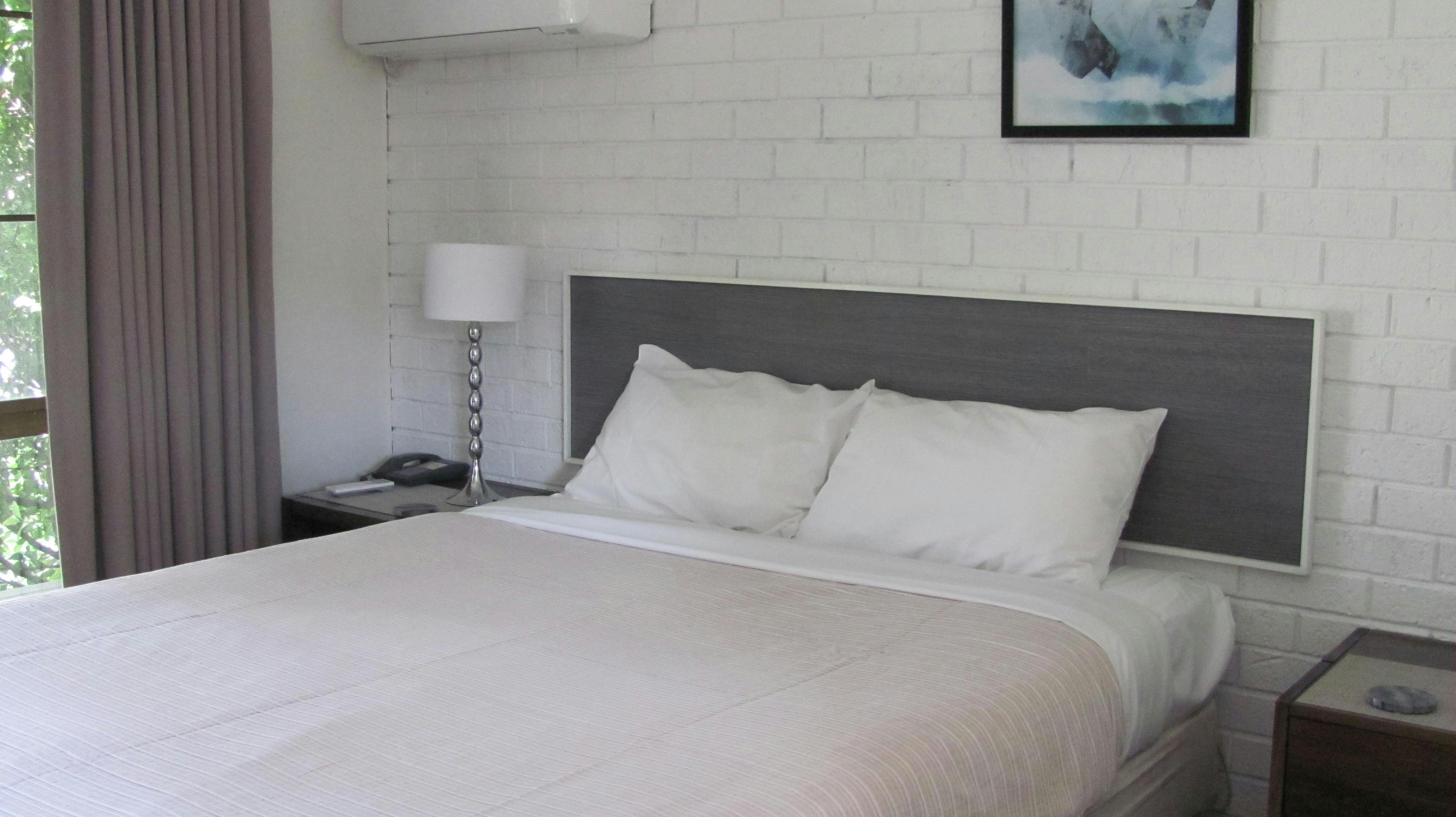 Standard Queen/ Disable Friendly