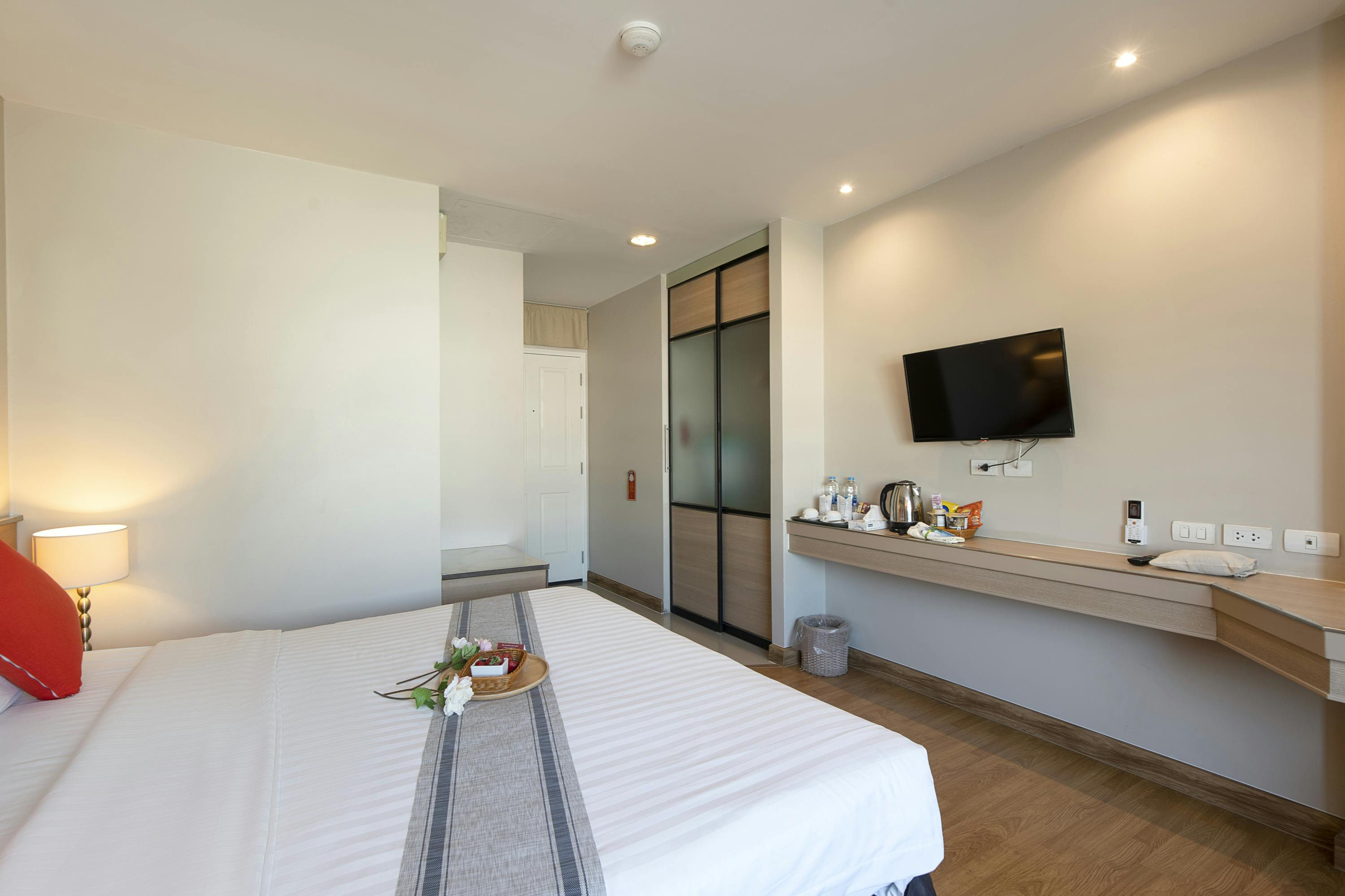 Superior Double bed room size 25 Sq.m.