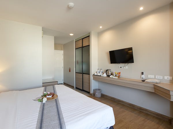 Superior Double bed room size 25 Sq.m.