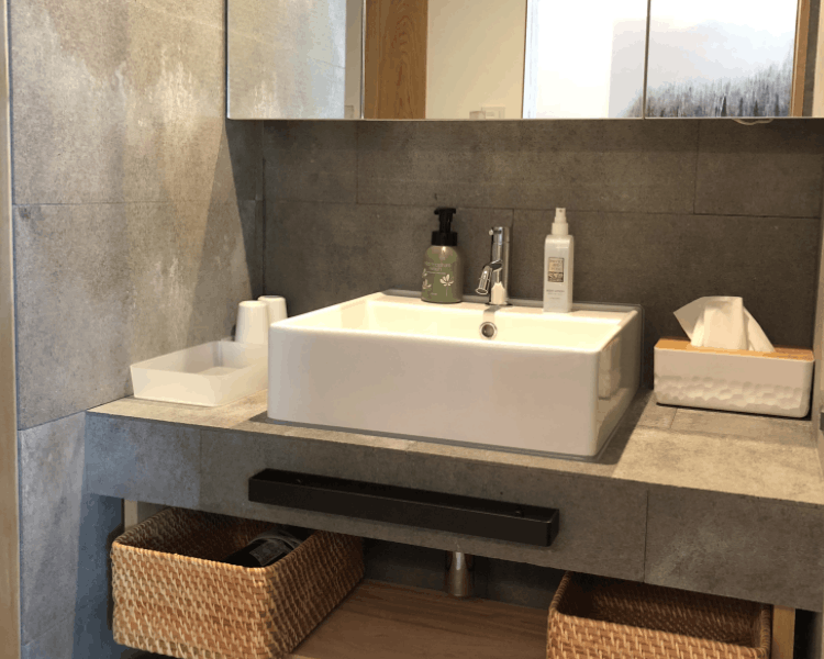 Shimaya Stays Komatsu Residences - 2BR Bathroom