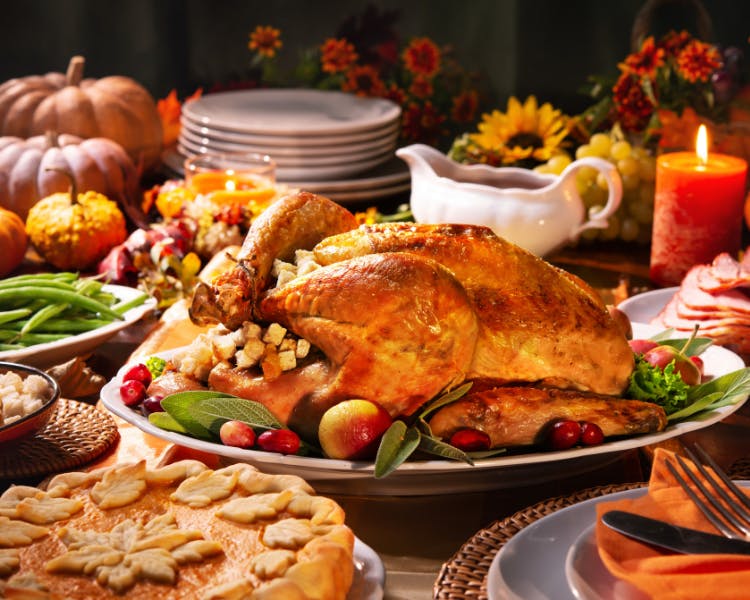 Summer Bay Orlando, holiday pre-orders, holiday meals available for Thanksgiving and Christmas.