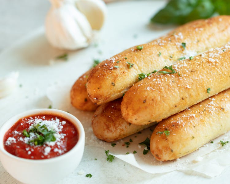 Summer Bay Orlando by Exploria Resorts - Italian dining, ice cream, poolside bar & grill with food and drinks.