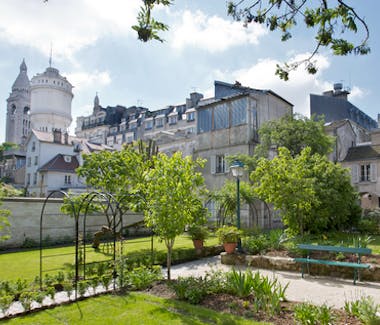 Musee de Montmartre Jardin Renoir