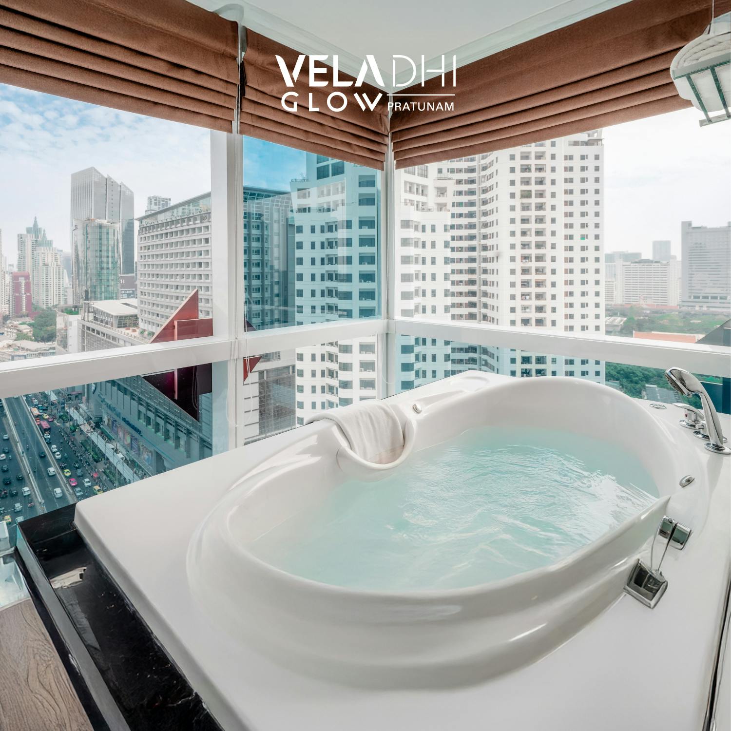 VELA Dhi Glow Pratunam