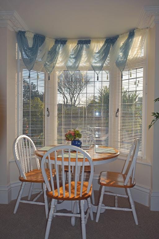 Haven Hall Hotel. Gladiola Suite, living & dining room