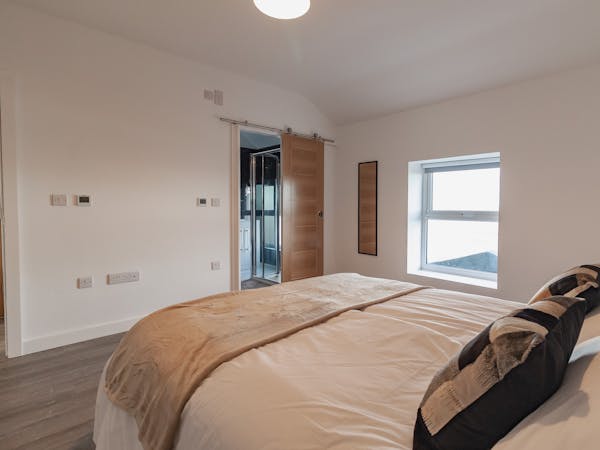 Apartment 3 Bedroom 1