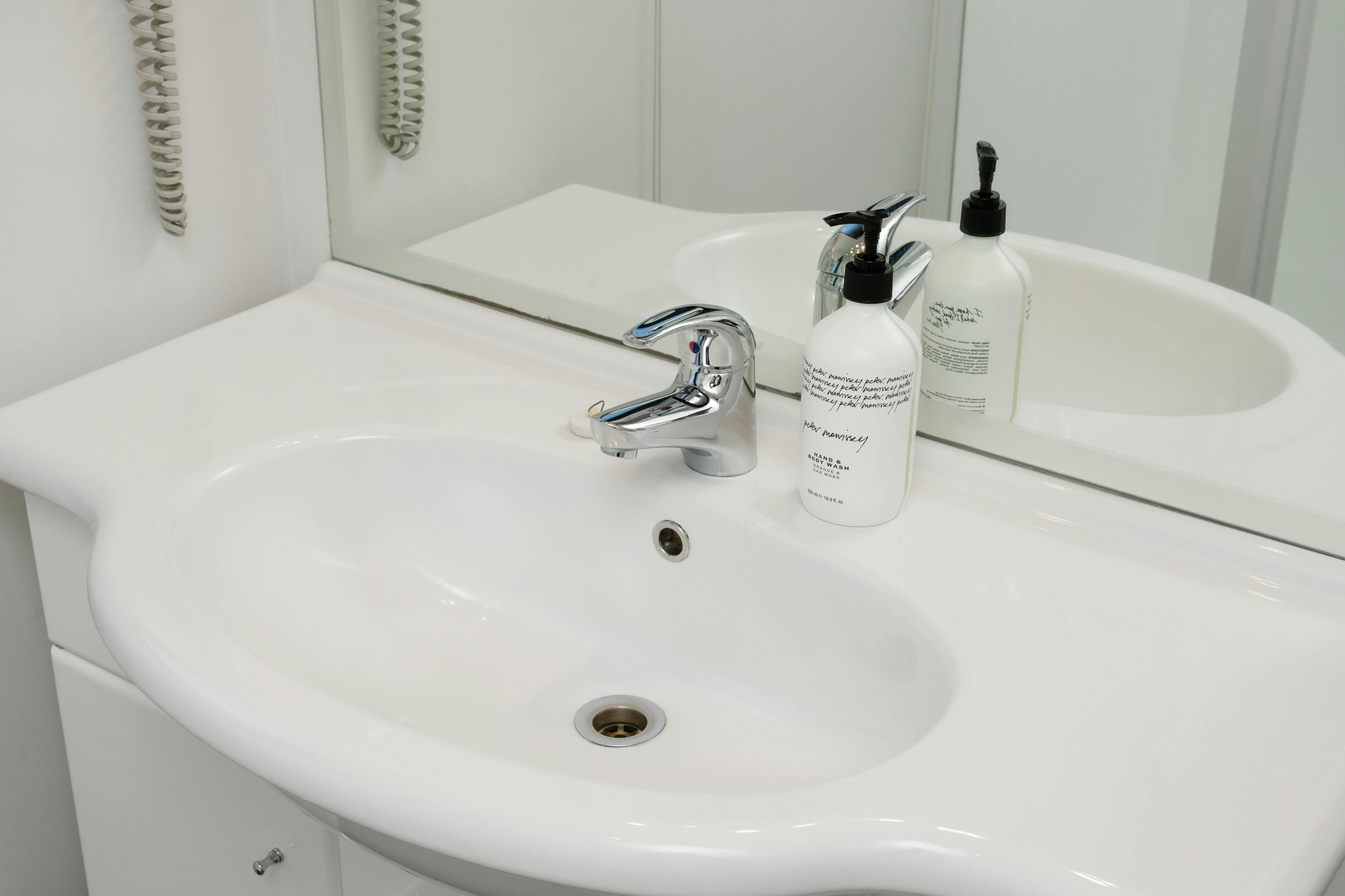 Executive Studio Bathroom