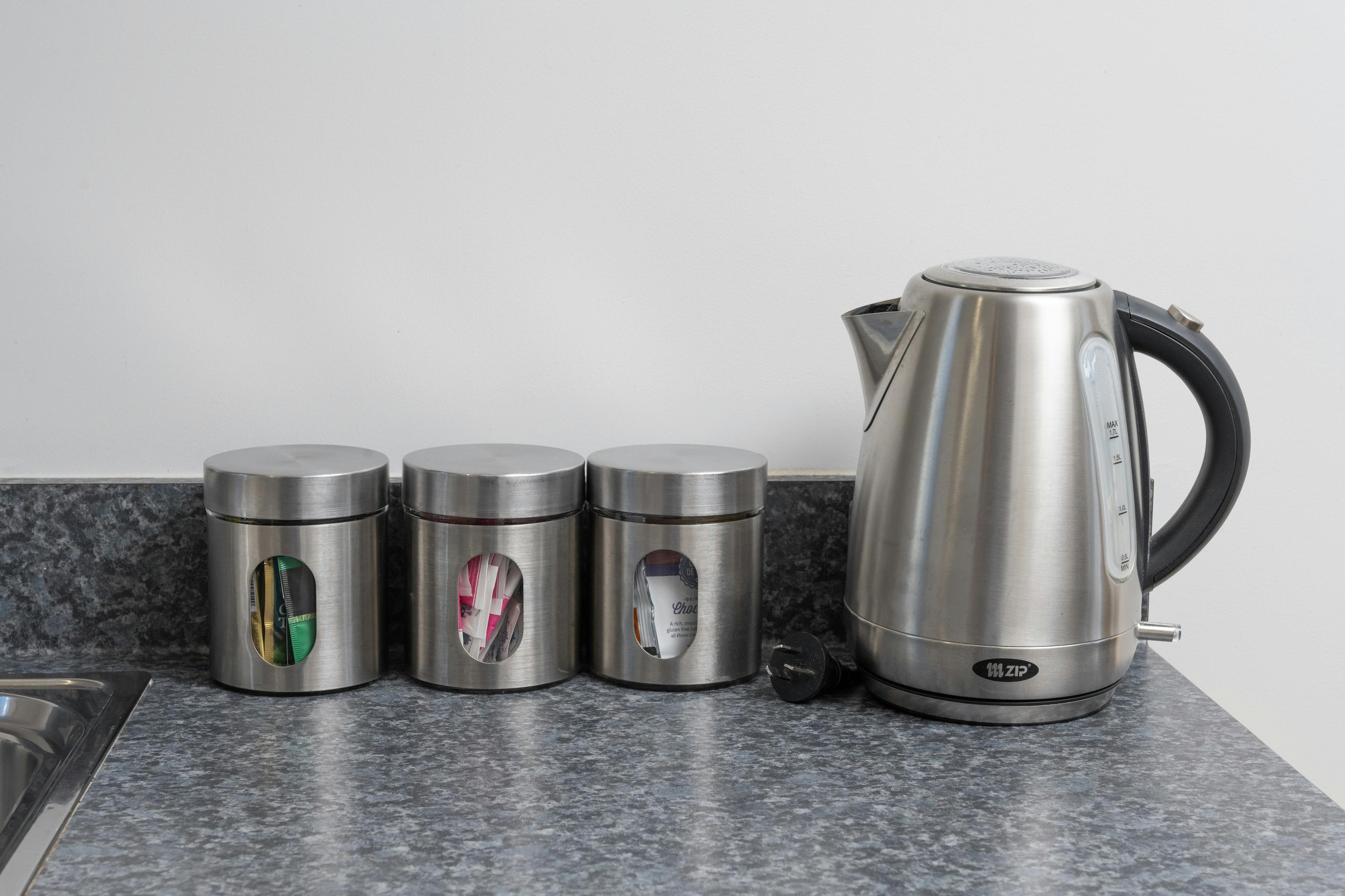 Executive Studio Kitchenette