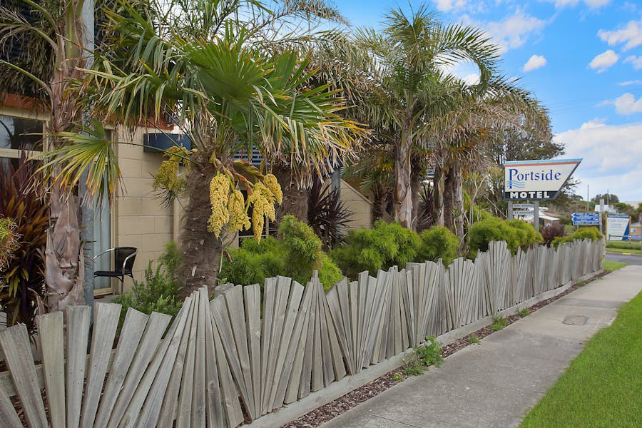 Portside Motel Port Campbell garden view