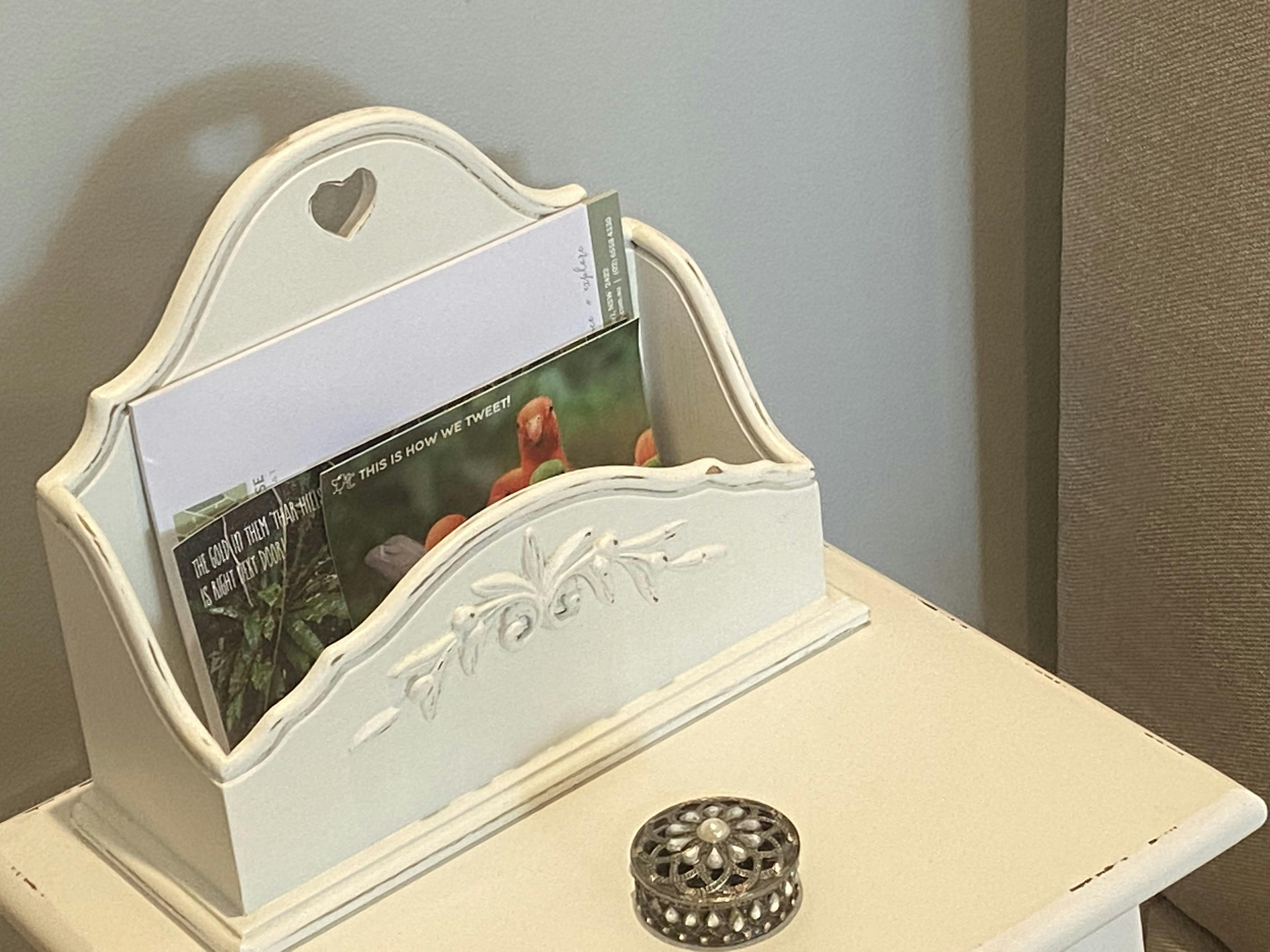 Drop a postcard in the mailbox and tweet the old fashioned way