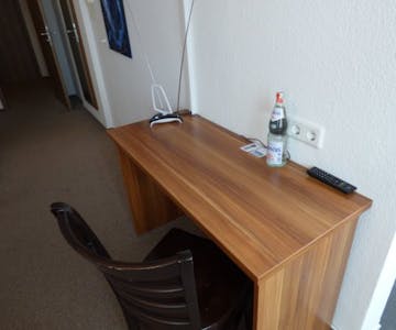 Schreibtisch Apartment