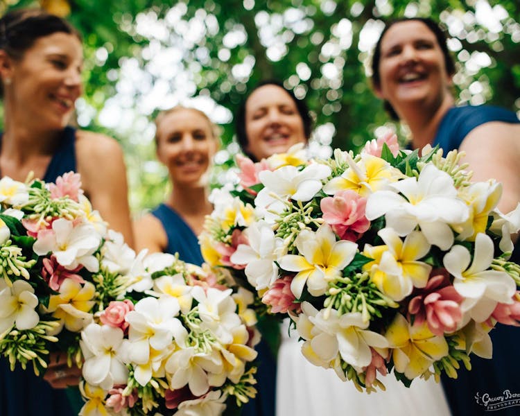 #erakorbeachweddings #weddingceremonyonthebeachsouthpacific #Vanuatutropicalbeachweddings frangipani bridal bouquets