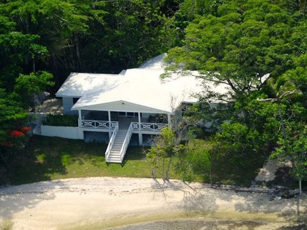 #privatebeachhouse #erakorislandresort #vanuatuholidays #tropicalislandholiday #vanuatuaccommodation