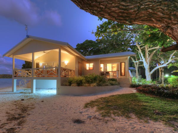 #privatebeachhousevanuatu #erakorislandresort&spa #vanuatuholidays #tropicalislandholiday #Vanuatuaccomodation
