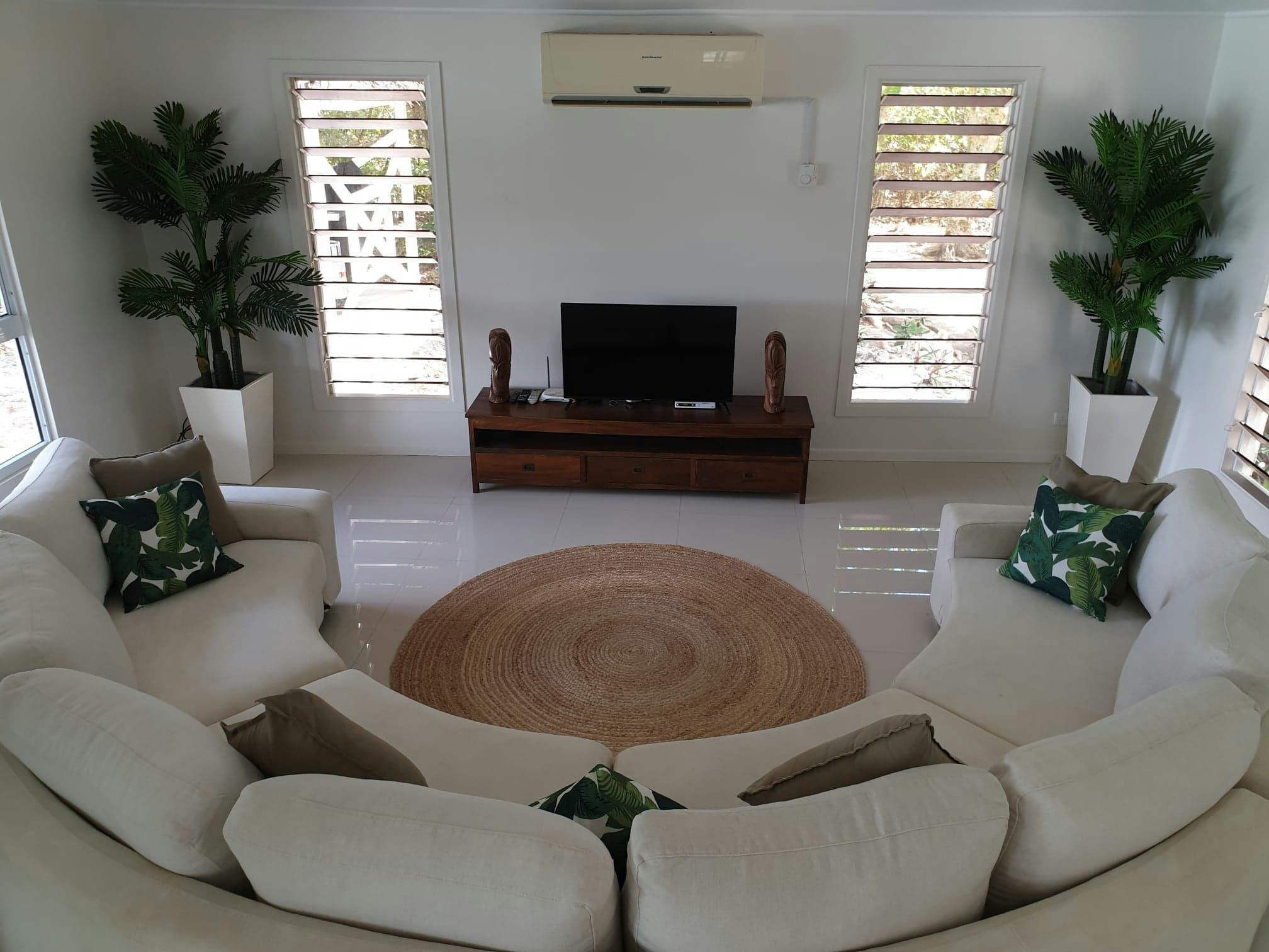 aqua blue beach house erakor island resort #erakorislandresort #vanuatuholidays #tropicalislandholiday #Vanuatuaccomodation